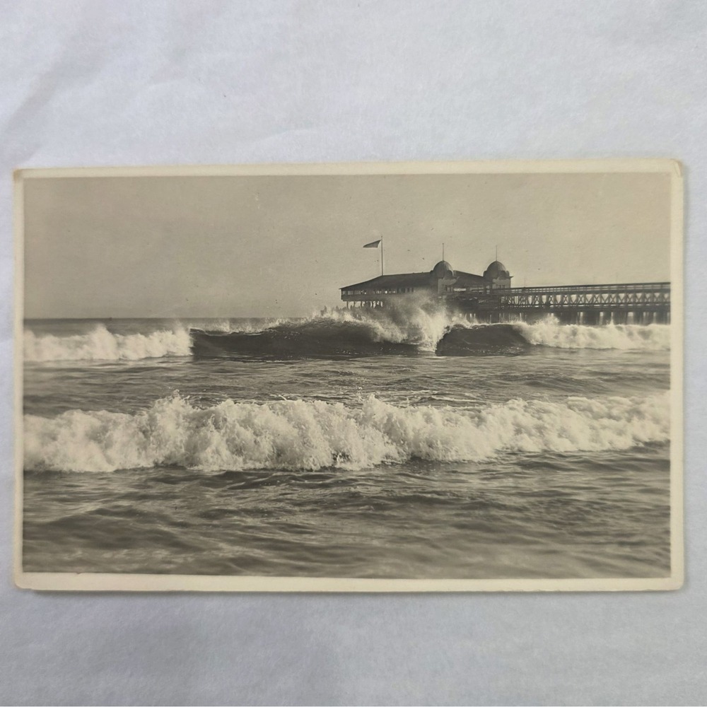 Vintage Giant Breakers and Sun Parlor in Long Beach California Postcard